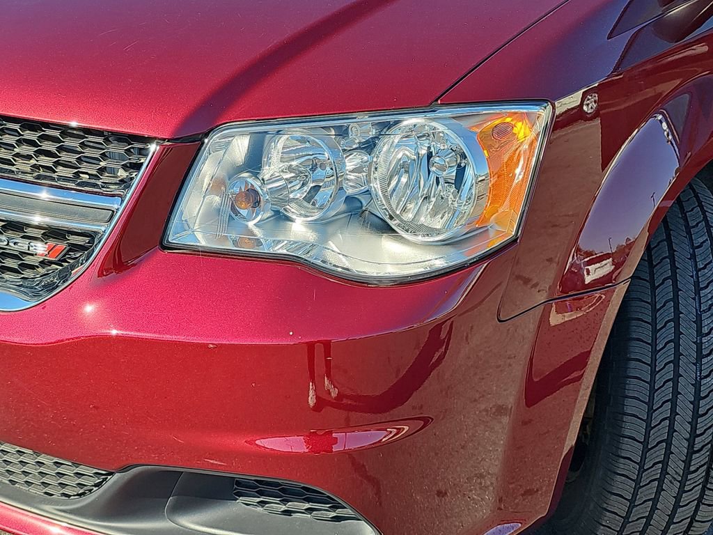 Used 2020 Dodge Grand Caravan SE w/ UConnect Hands-Free Group image 33