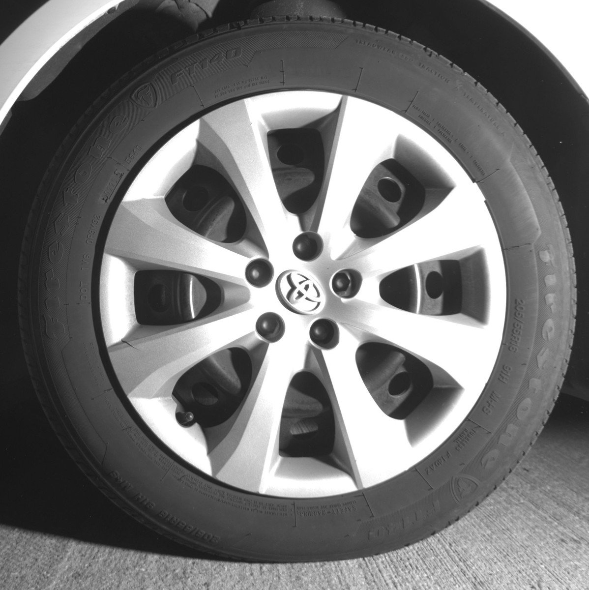 Used 2025 Toyota Corolla LE FWD image 12