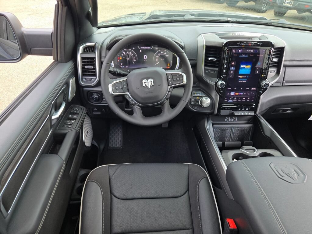 New 2027 RAM 1500 Laramie w/ Advanced Safety Group II AWD/4WD image 17