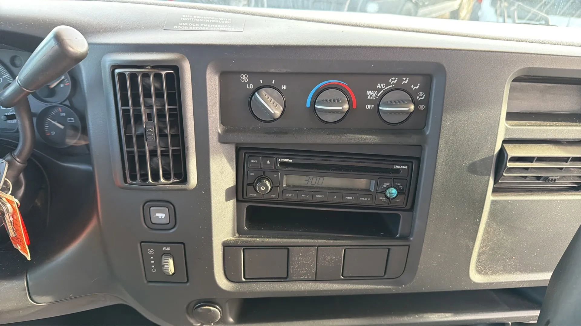 Used 2004 Chevrolet Express 3500 w/ School Bus Package image 19