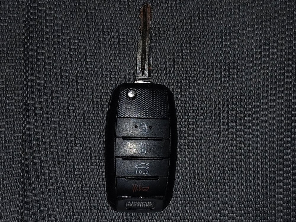 Used 2017 Kia Forte LX image 32