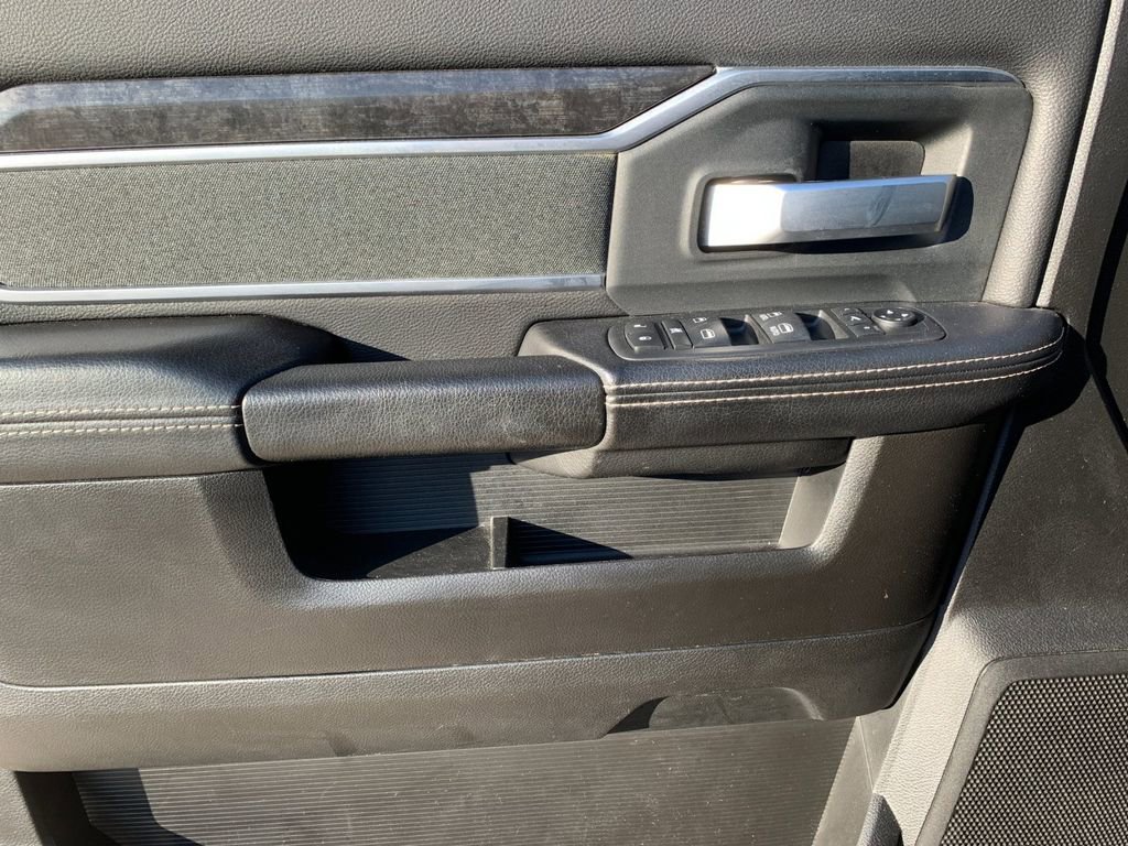 Used 2019 RAM 3500 Big Horn image 12