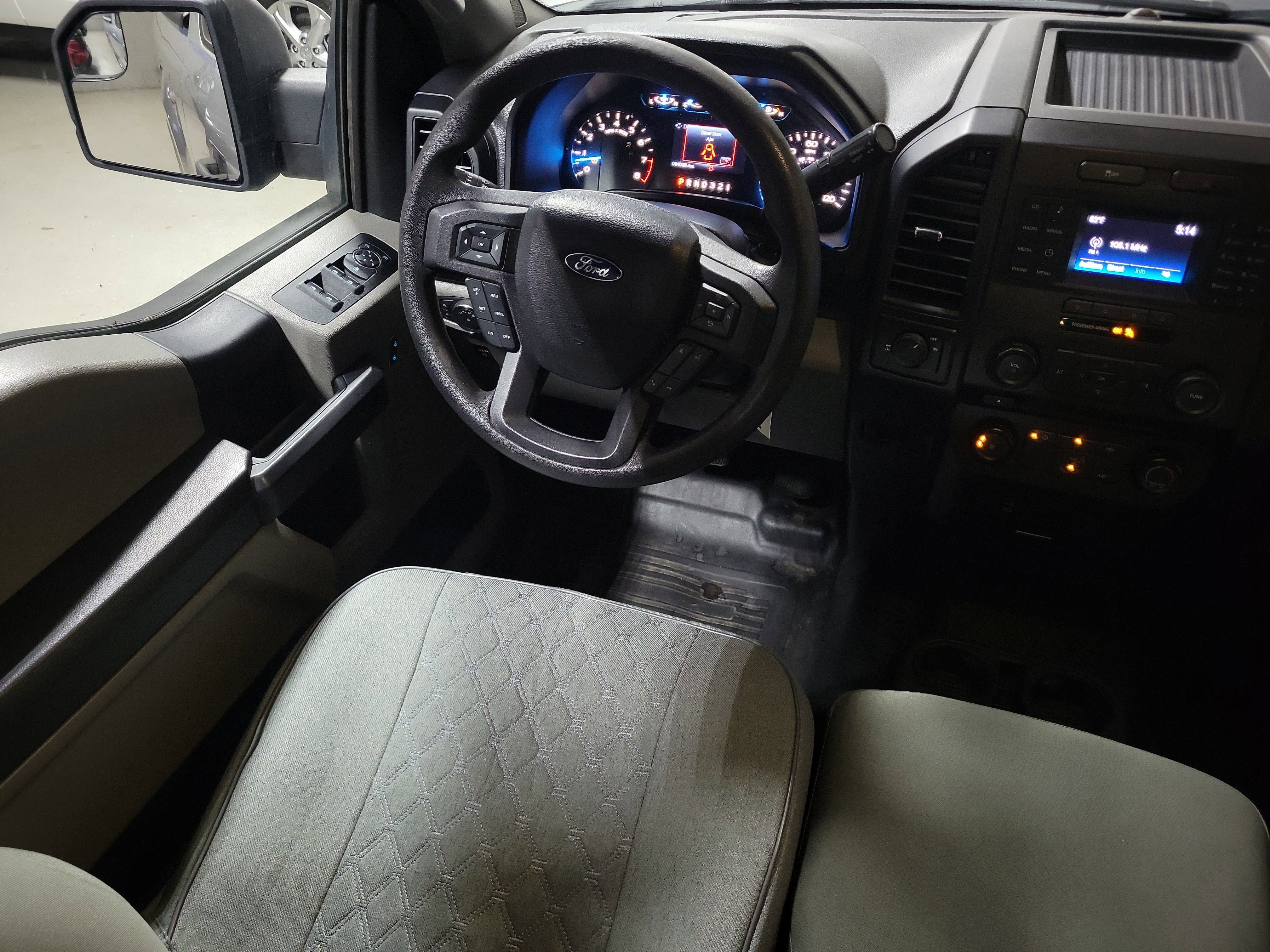 Used 2016 Ford F150 XL w/ Equipment Group 101A Mid image 12