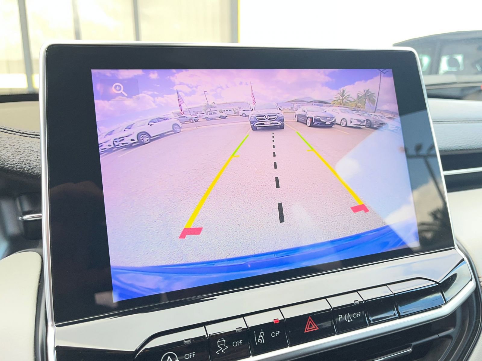 Used 2025 Jeep Compass Limited image 24