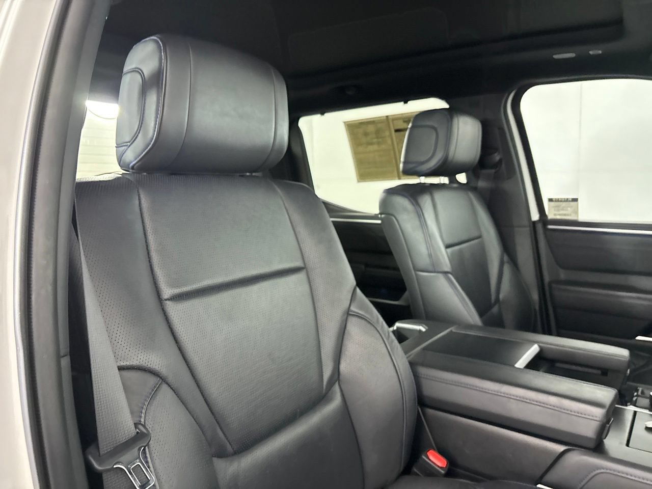 Used 2023 Toyota Tundra Platinum w/ Advanced Package AWD/4WD image 28