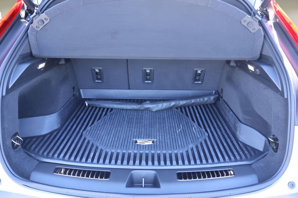 Certified 2024 Cadillac XT4 Premium Luxury w/ Active Safety Package image 18