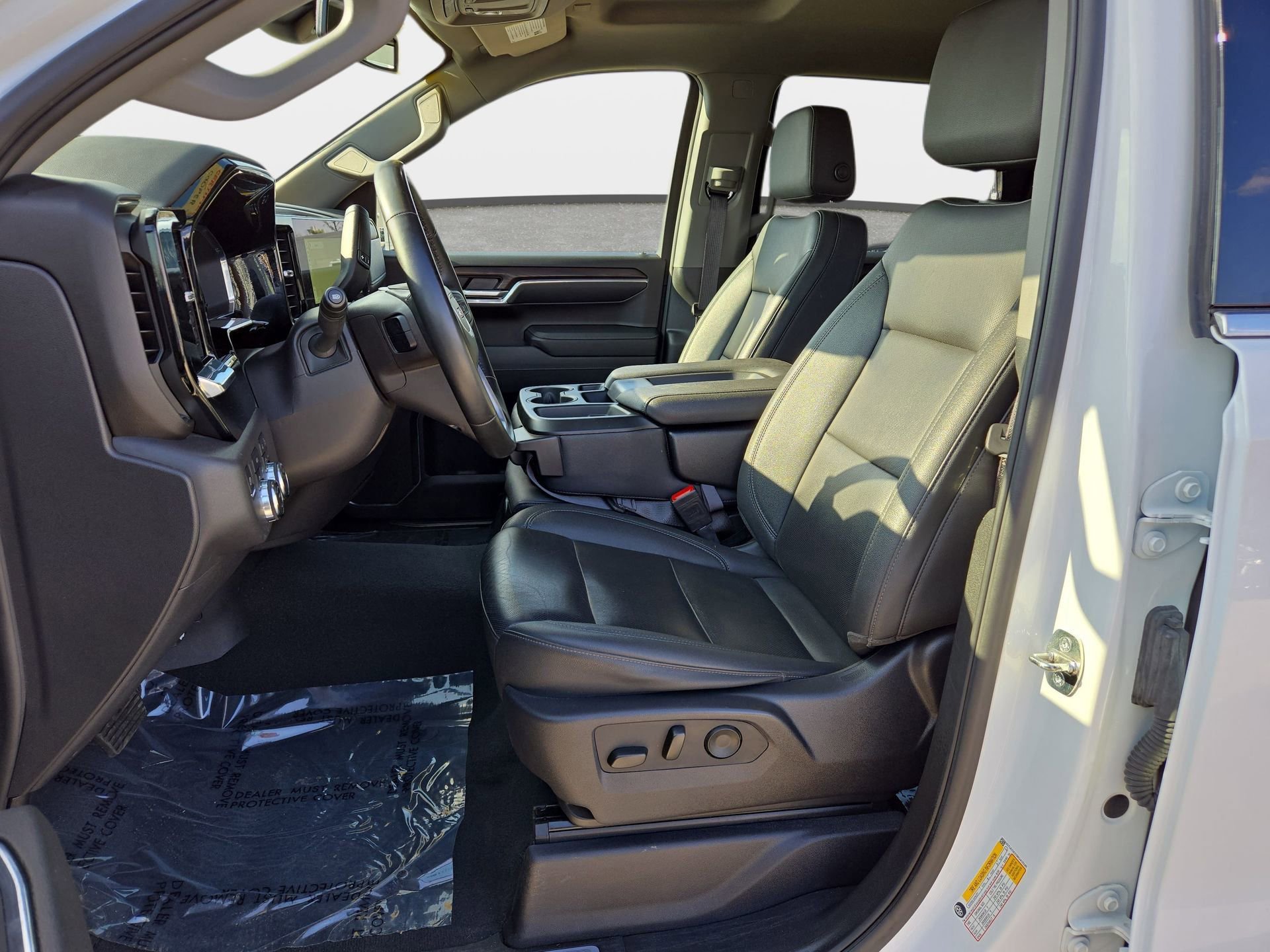 Used 2024 GMC Sierra 1500 SLT AWD/4WD image 10