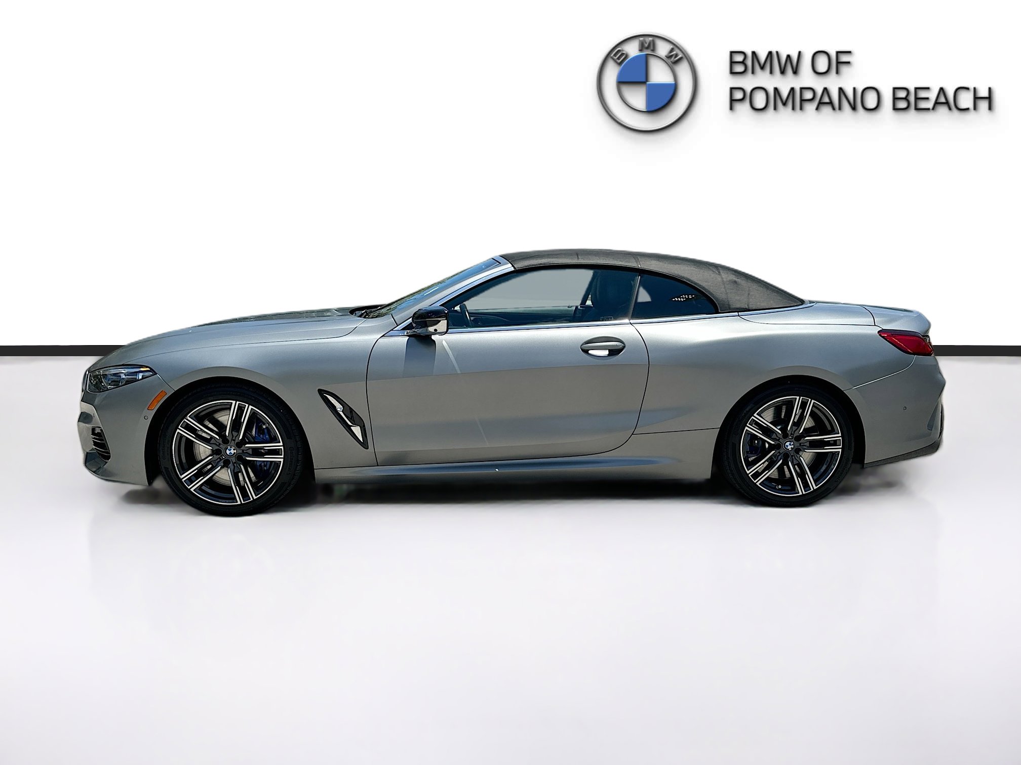 Used 2023 BMW M850i xDrive Convertible AWD/4WD image 4