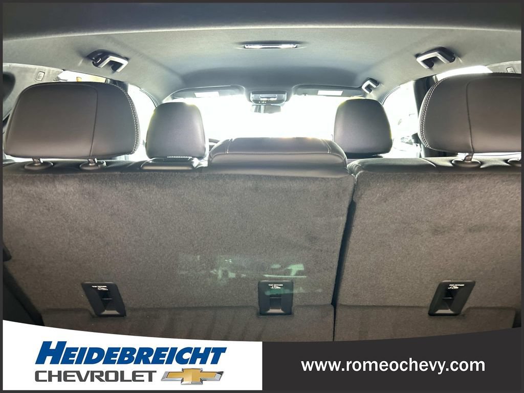 Used 2024 Chevrolet Blazer EV LT AWD/4WD image 32