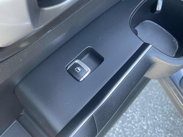 Certified 2024 Kia Sorento S FWD image 24