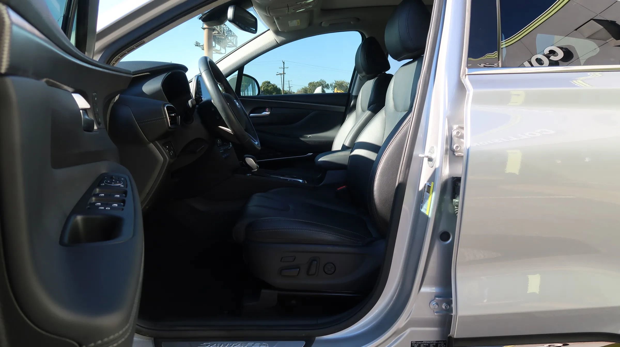 Used 2020 Hyundai Santa Fe Limited FWD image 17