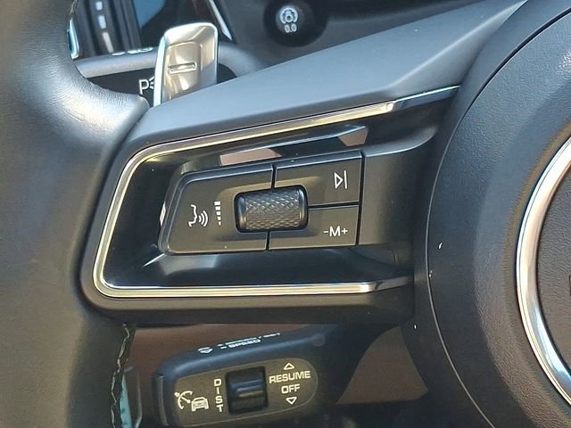 Used 2023 Porsche Macan T image 24