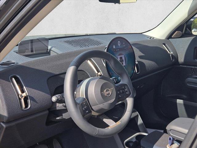 Certified 2025 MINI Cooper Countryman S image 9