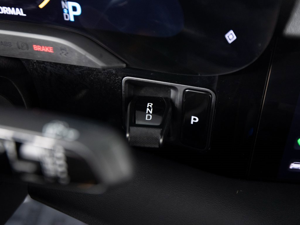 Certified 2022 Porsche Taycan image 30