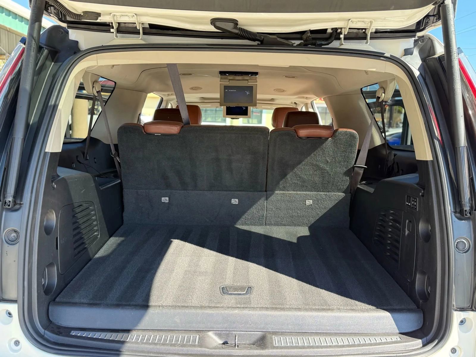 Used 2015 Cadillac Escalade ESV Premium image 20