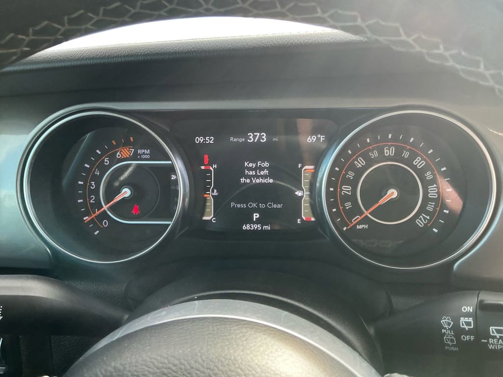Used 2023 Jeep Wrangler Sahara image 19