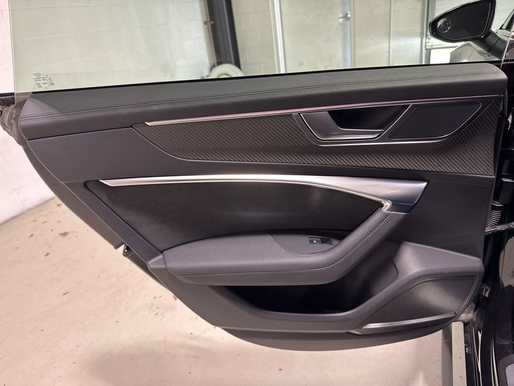 Used 2022 Audi RS 7 Sportback AWD/4WD image 40