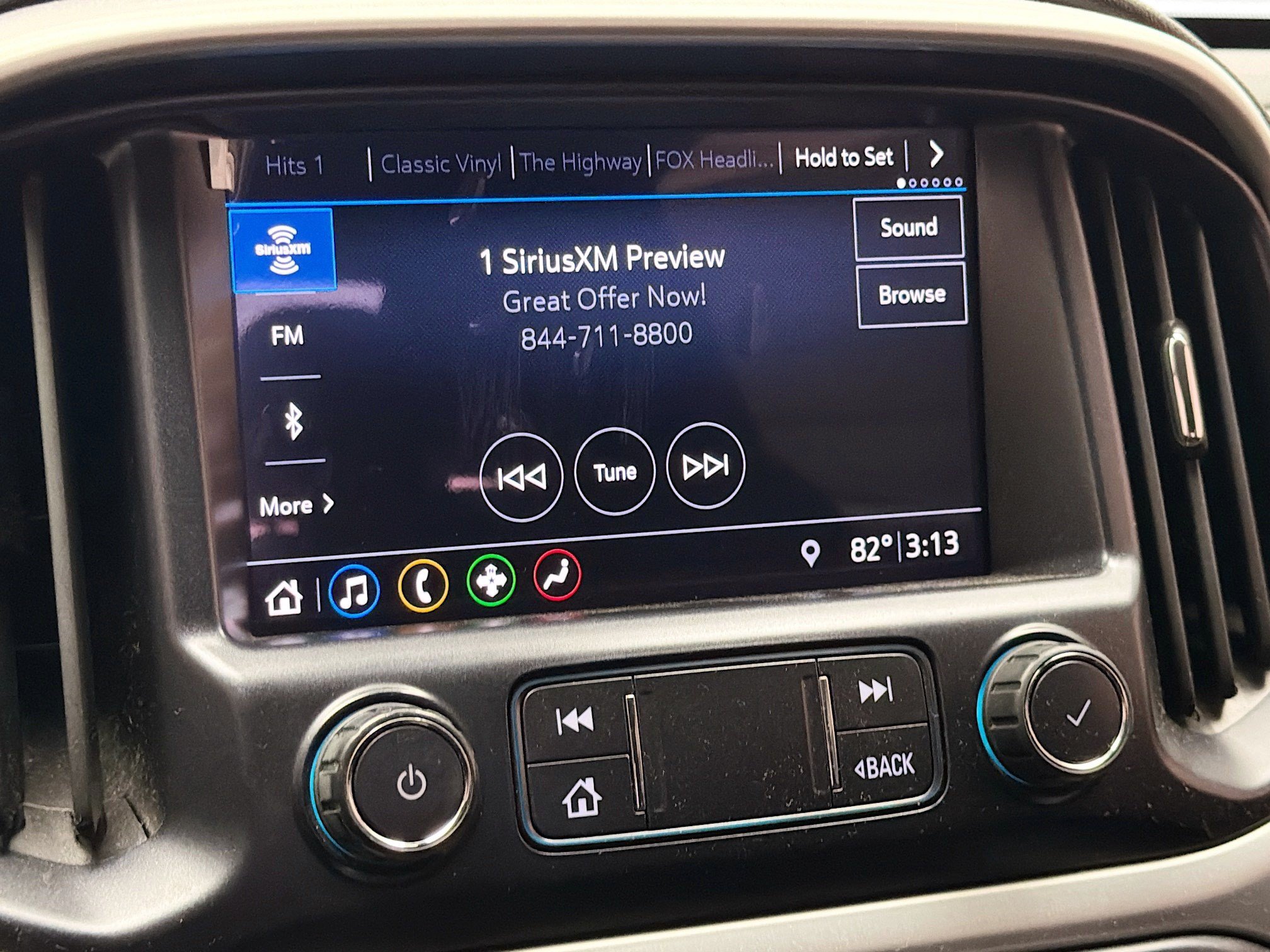 Used 2020 GMC Canyon SLE w/ Driver Alert Package AWD/4WD image 9