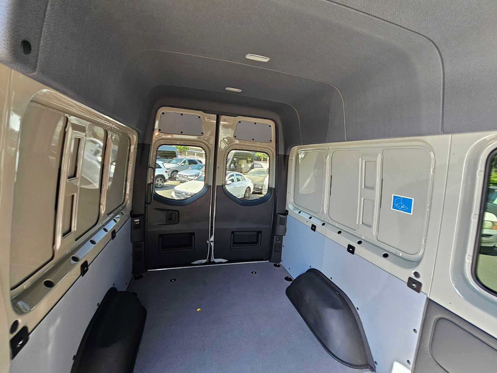 New 2026 Mercedes-Benz Sprinter 2500 image 17