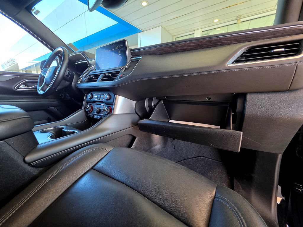 Used 2024 Chevrolet Suburban LT AWD/4WD image 74