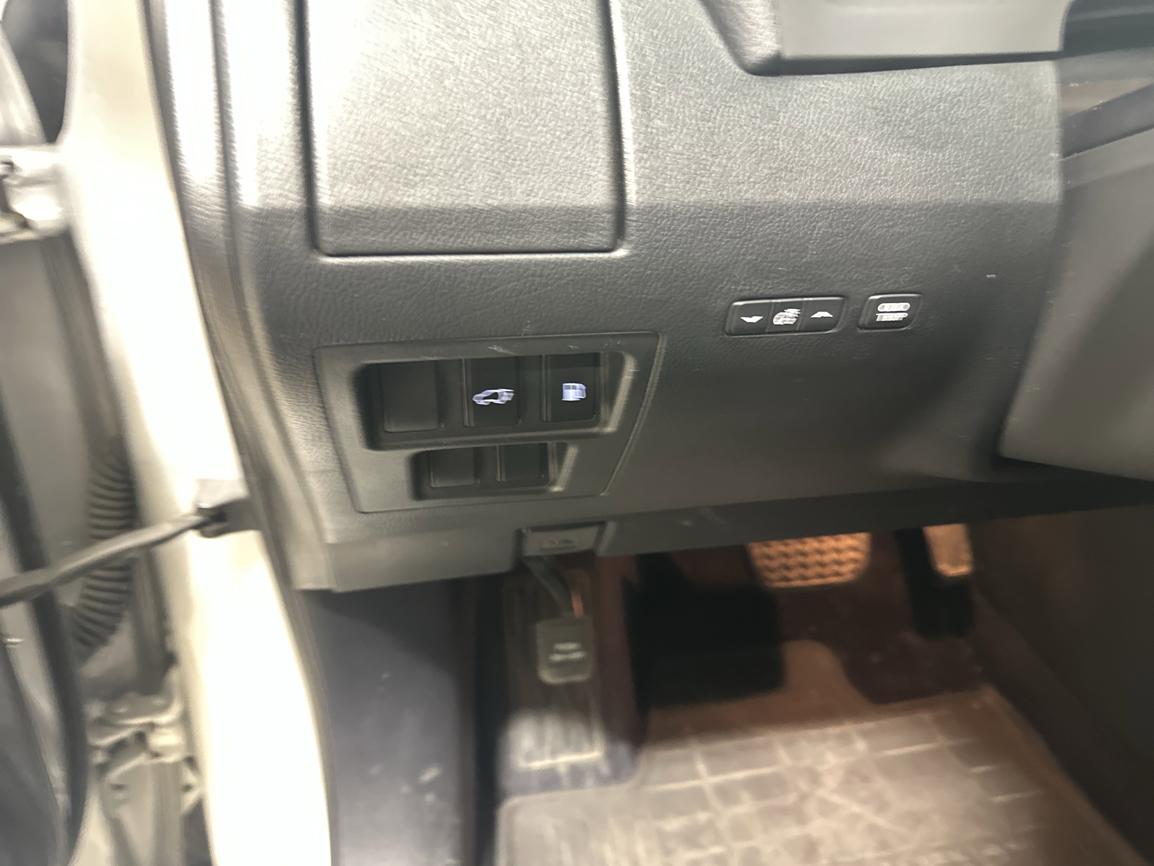 Used 2011 Lexus RX 450h AWD w/ Premium Pkg image 37