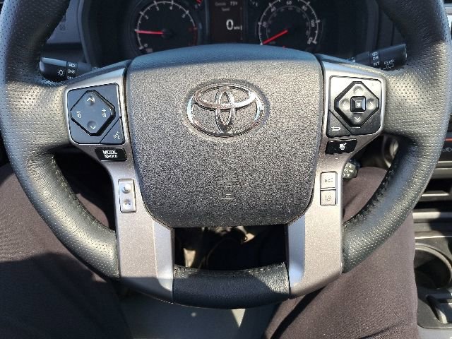 Used 2023 Toyota 4Runner SR5 Premium w/ Moonroof Package AWD/4WD image 17