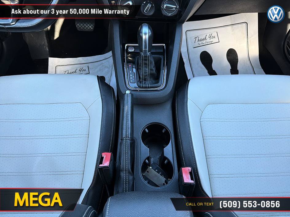 Used 2015 Volkswagen Jetta Sport FWD image 19