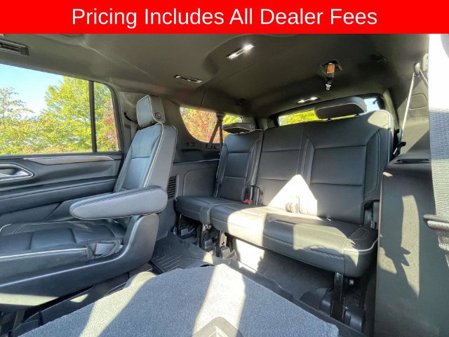 Used 2021 Chevrolet Suburban Premier w/ Premium Package AWD/4WD image 19