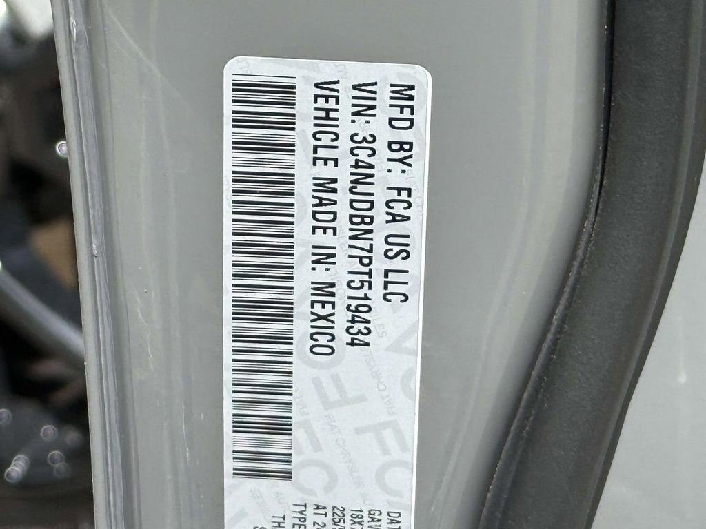 Used 2023 Jeep Compass Altitude image 30