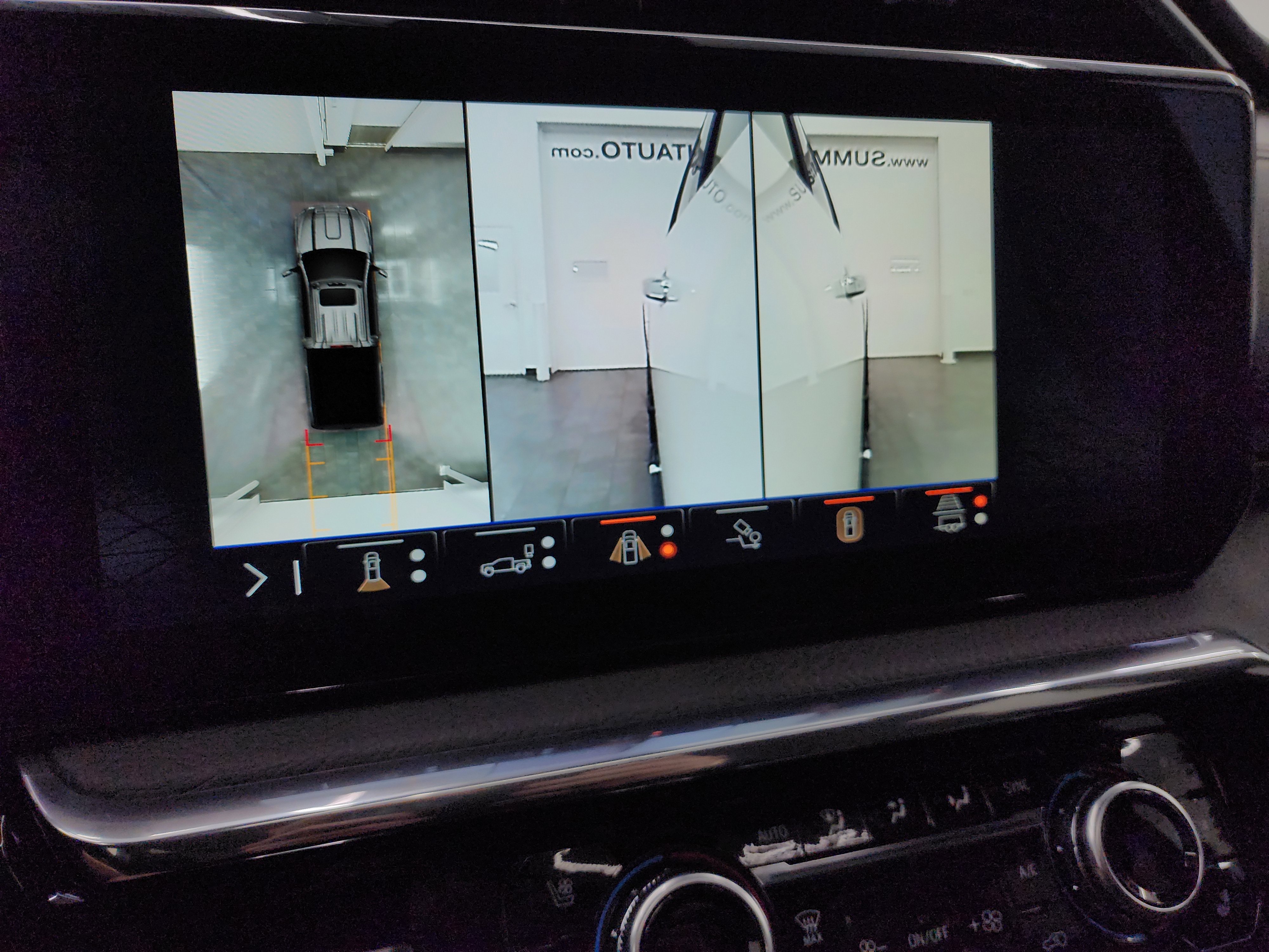 Used 2024 GMC Sierra 2500 Denali w/ Denali Reserve Package image 19