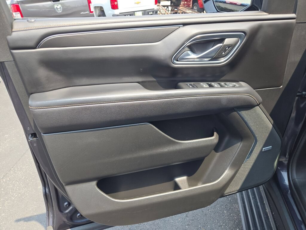 Certified 2023 GMC Yukon AT4 w/ AT4 Premium Package AWD/4WD image 26