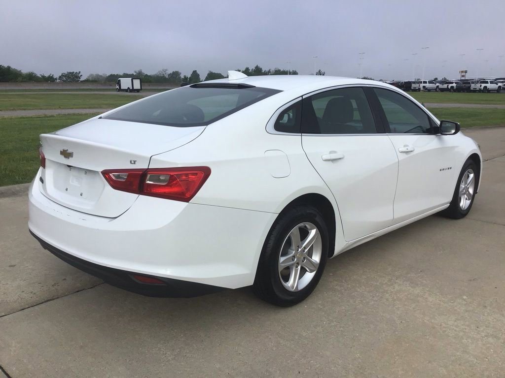 Used 2023 Chevrolet Malibu LT FWD image 6