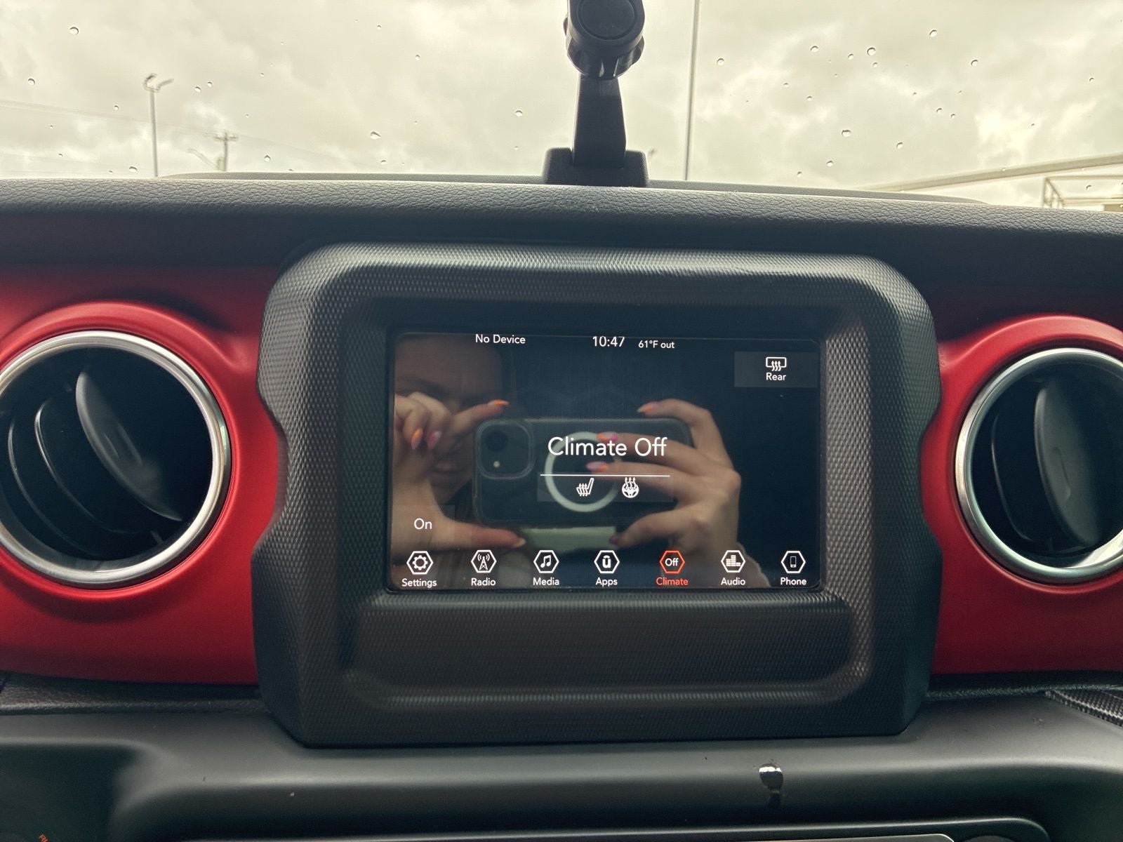 Used 2019 Jeep Wrangler Unlimited Rubicon w/ LED Lighting Group AWD/4WD image 22