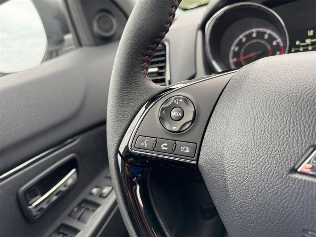 New 2025 Mitsubishi Outlander Sport LE image 13