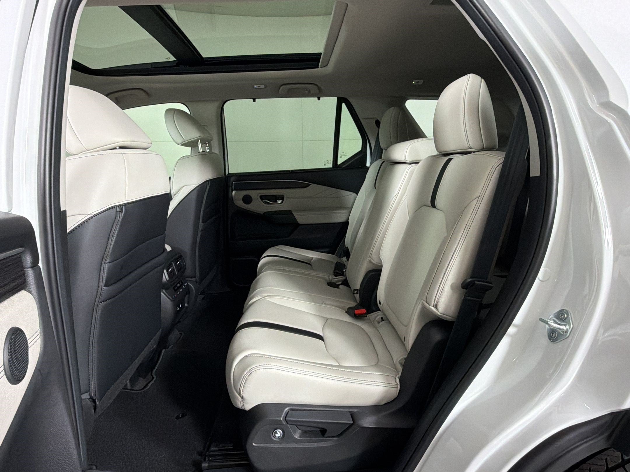 New 2026 Honda Pilot Touring image 24
