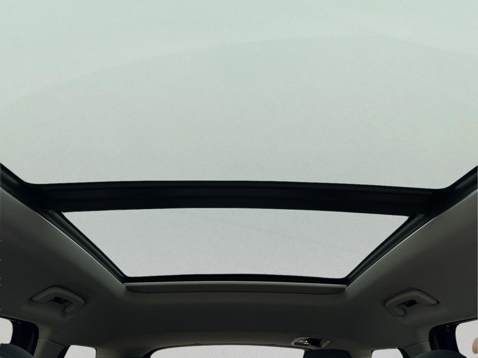 Used 2025 MINI Cooper Countryman S w/ Comfort Package Max image 35