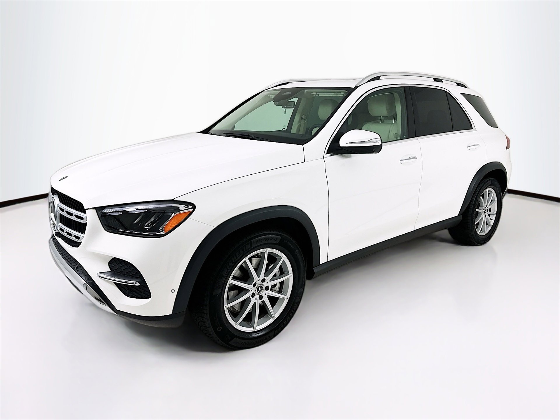 Certified 2025 Mercedes-Benz GLE 350 4MATIC image 3