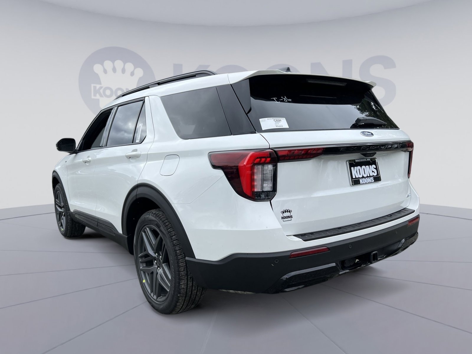 New 2026 Ford Explorer ST-Line w/ ST-Line Street Pack image 4