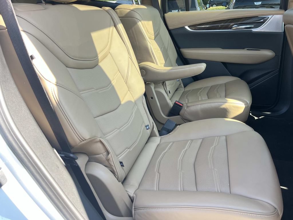 Certified 2024 Cadillac XT6 Sport w/ Platinum Package AWD/4WD image 27