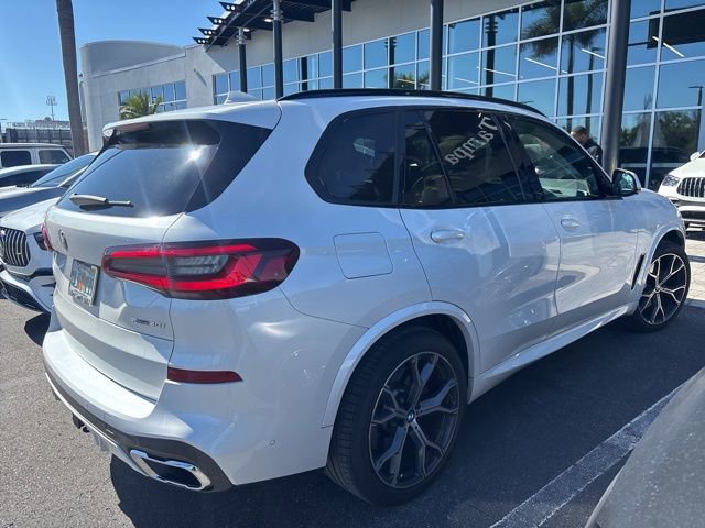 Used 2021 BMW X5 sDrive40i w/ M Sport Package image 4