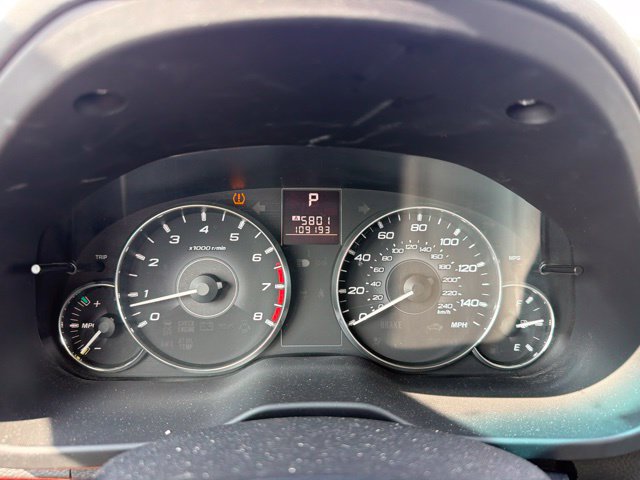 Used 2012 Subaru Outback 2.5i Limited AWD/4WD image 14