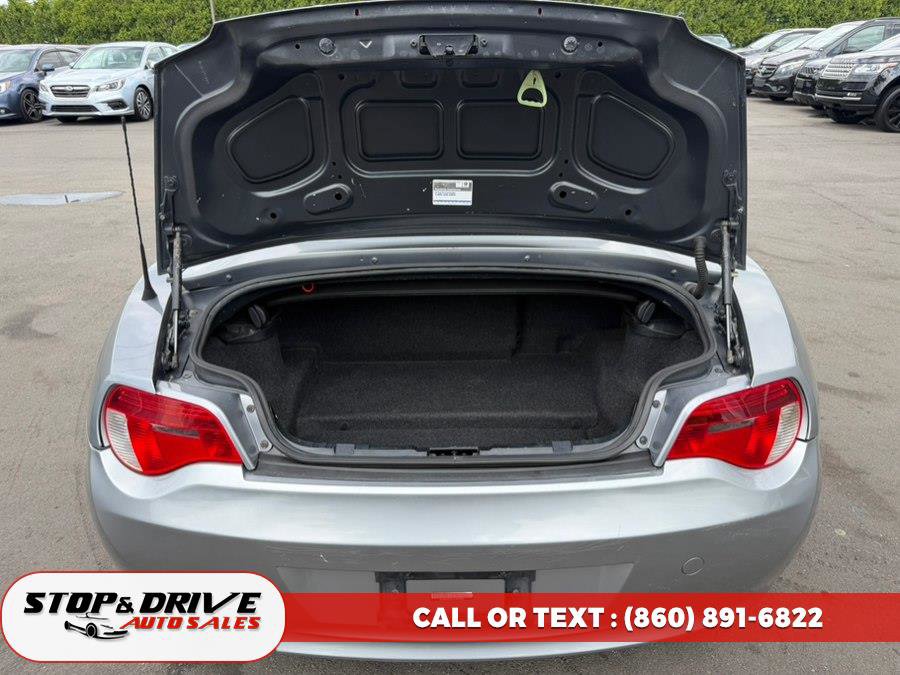 Used 2006 BMW Z4 3.0i RWD image 15