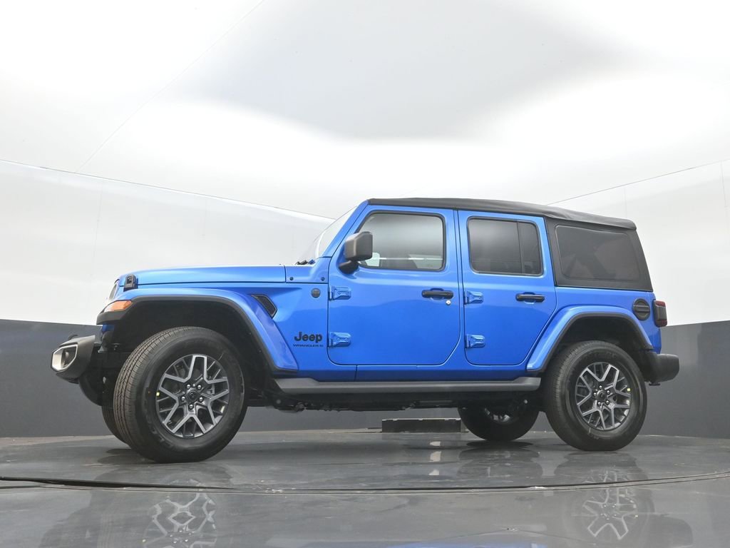 New 2025 Jeep Wrangler Sahara image 30