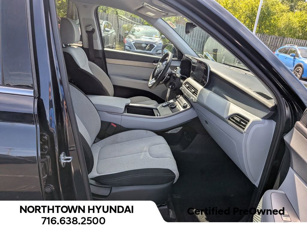 Used 2022 Hyundai Palisade SE w/ Cargo Package image 14