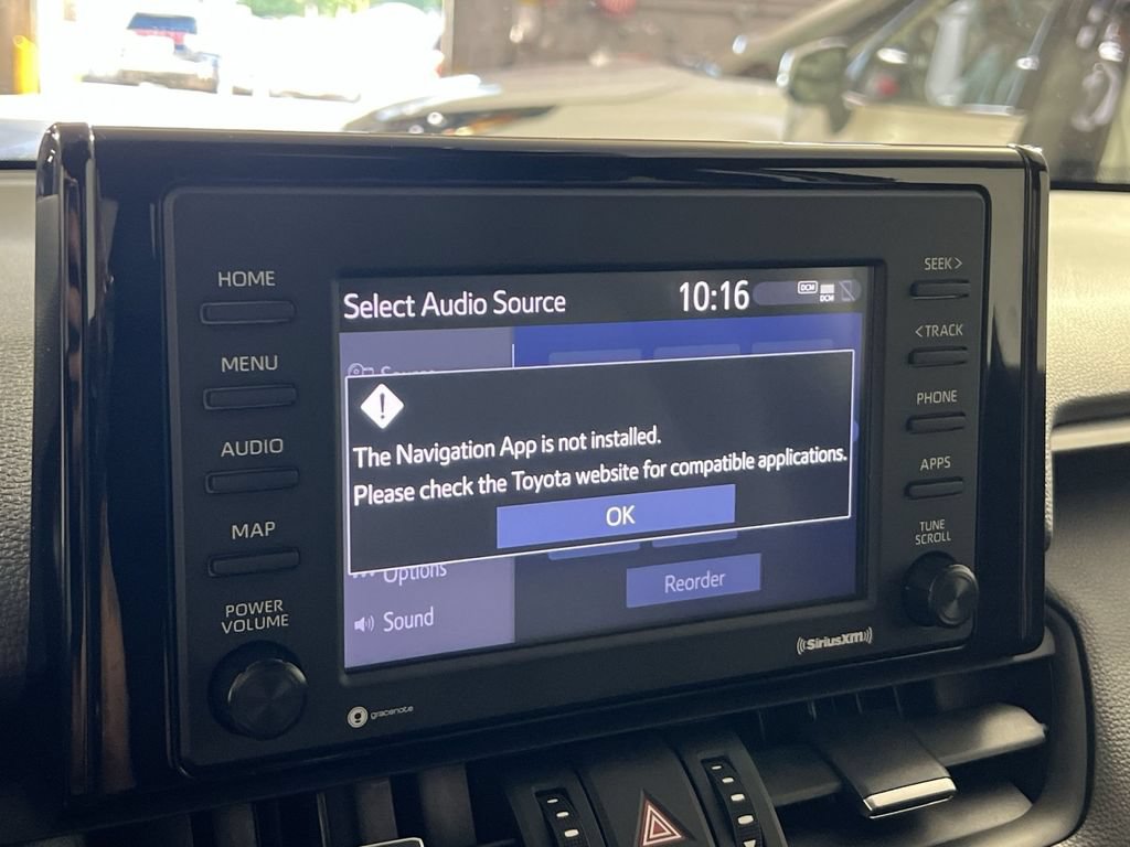 Used 2022 Toyota RAV4 XLE Premium AWD/4WD image 21