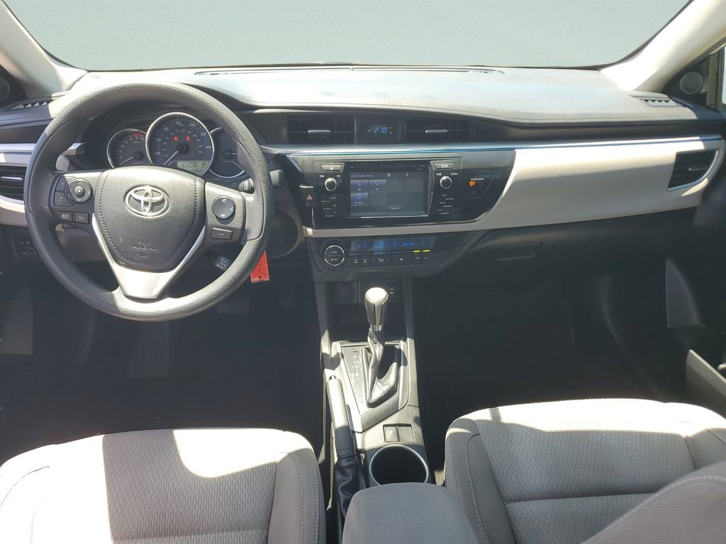 Used 2016 Toyota Corolla LE FWD image 16