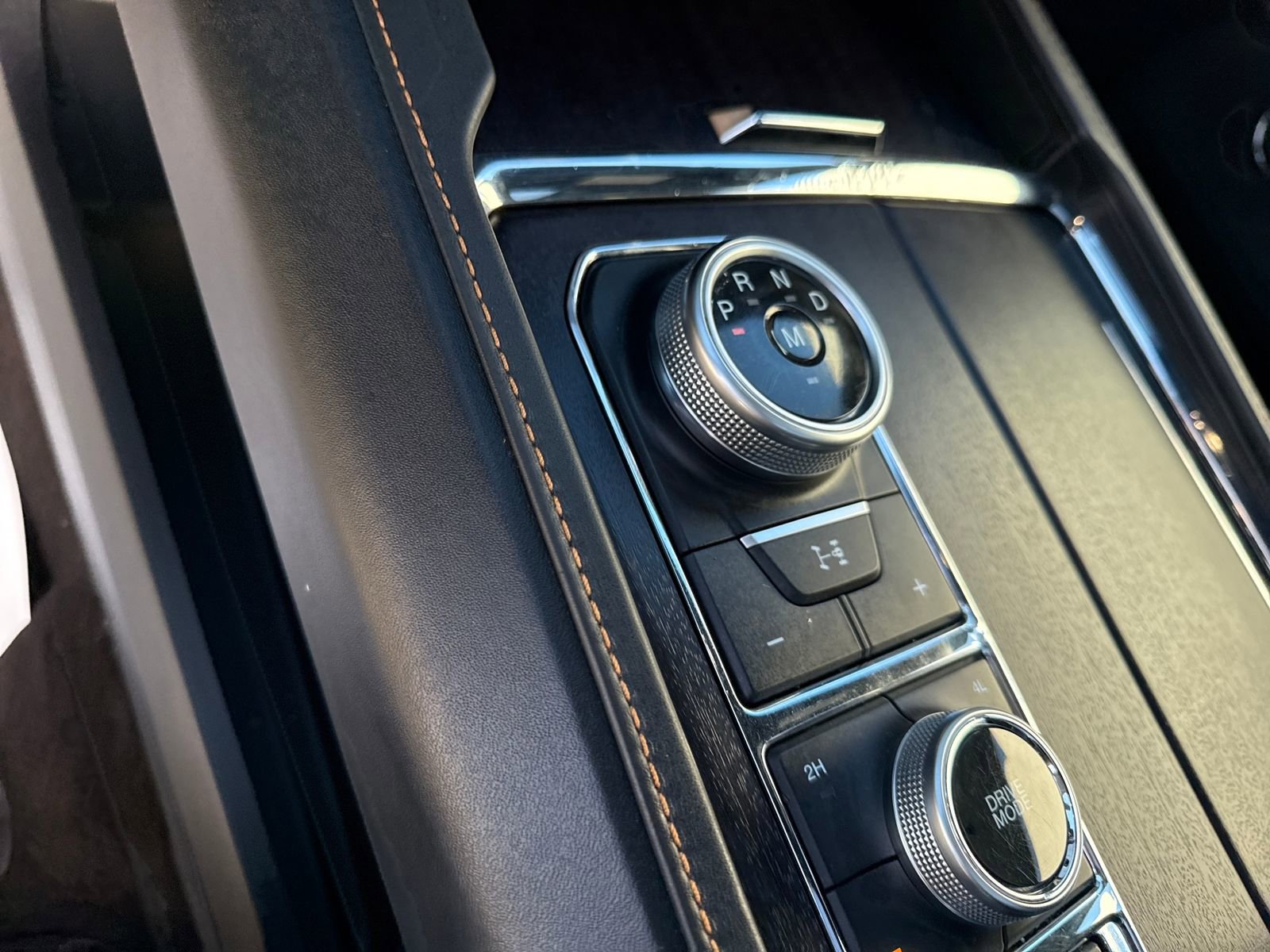 Certified 2023 Ford Expedition Platinum image 24