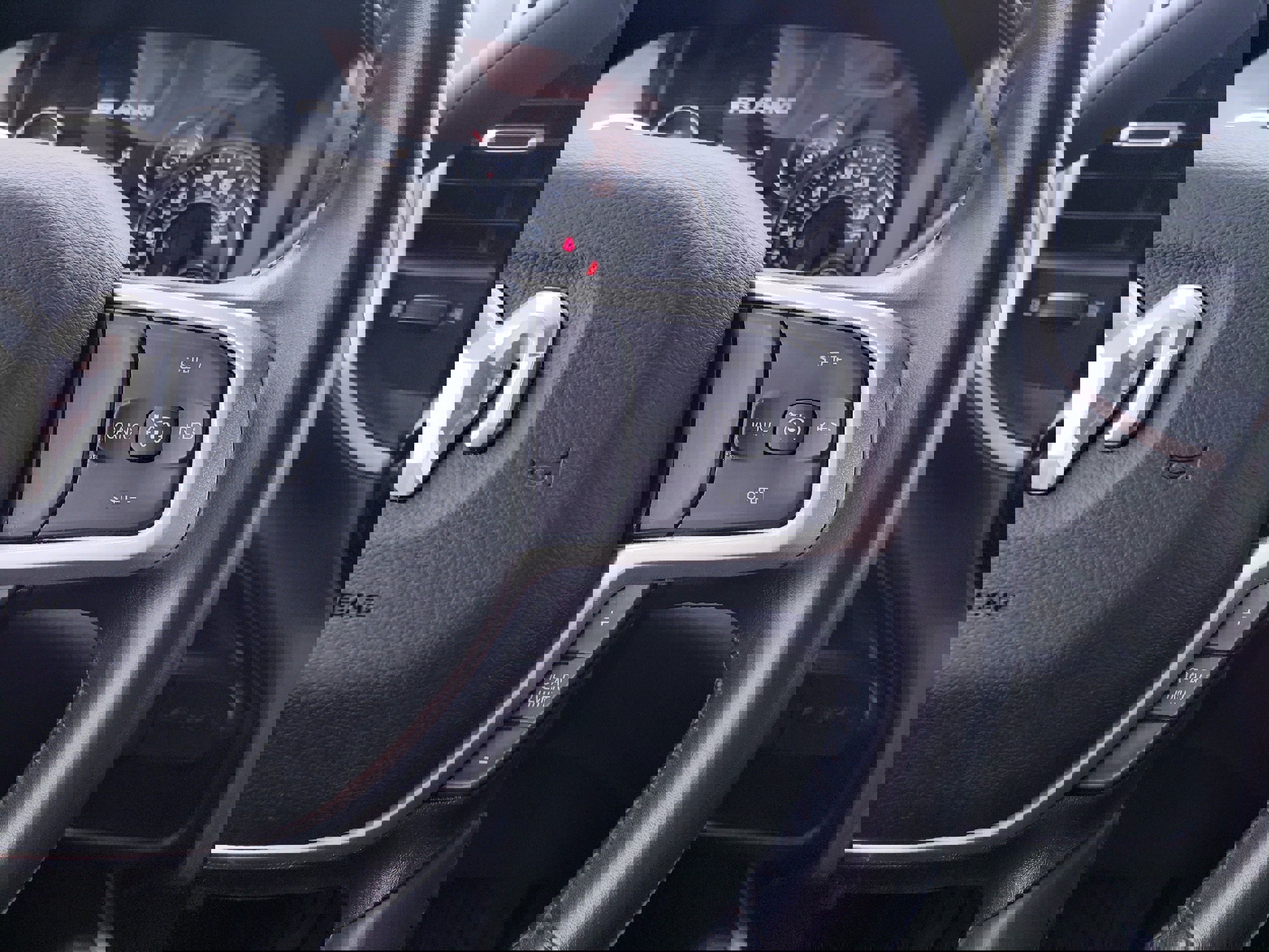 Used 2024 RAM 2500 Big Horn w/ Sport Appearance Package image 39