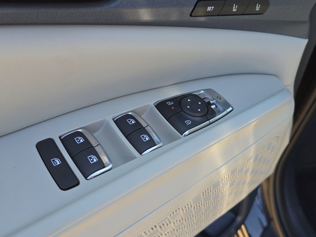 New 2026 Kia Carnival EX FWD image 21