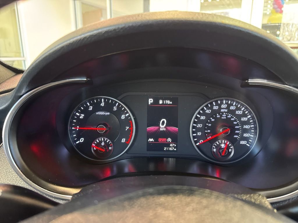 Used 2023 Kia Stinger GT-Line w/ Sun & Sound Package image 10